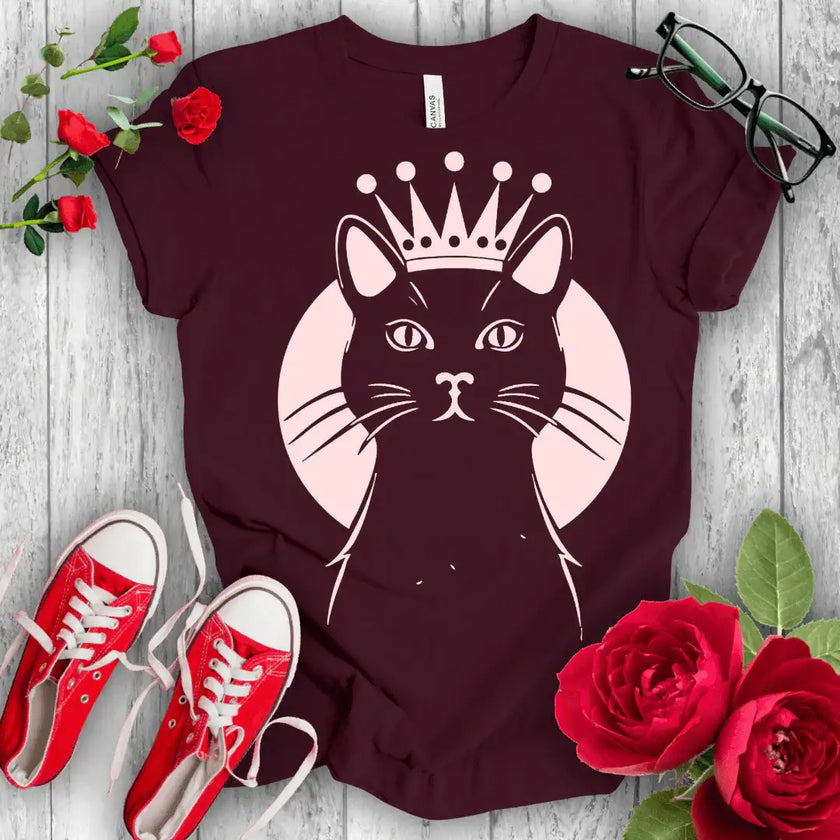 Sweet Queen T-Shirt: Rule with Style. - STYLISHOUR