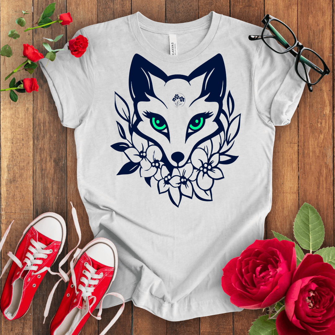 Adorable Sneaky Fox T-shirt - STYLISHOUR